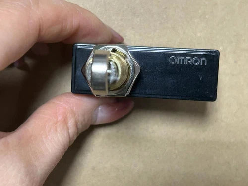 1PCS  Z-15GQ21-B Z15GQ21B LIMIT SWITCH