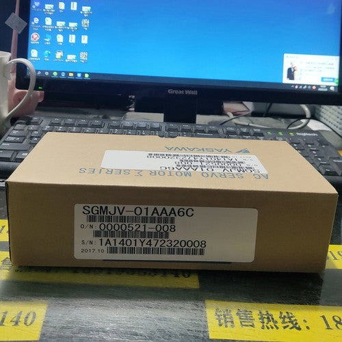 1ps  yaskawa SGMJV-01AAA6C servo motor in box Fast Delivery