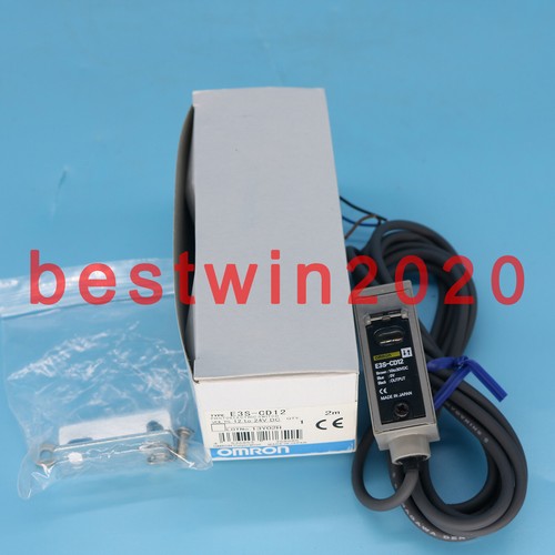 OMRON E3S-CD12 Photoelectric Switch Sensor E3SCD12 10-30VDC 2M