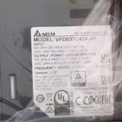 1PCS  DELTA 2VFD022C43A21 Frequency Converters Free delivery