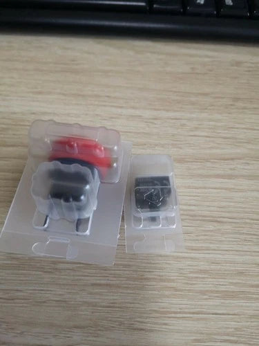 1PCS   A165E-S-01 A165ES01 - Pushbutton Switch
