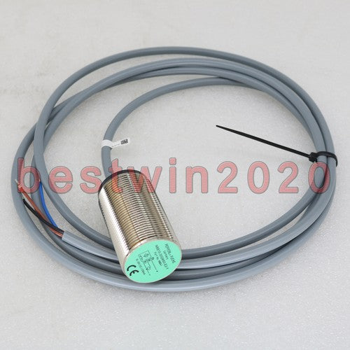 Pepperl+Fuchs NBB10-30GM50-E2-Y  Sensor