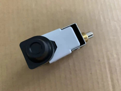 1PC  One  Limit Switch  AZ7310