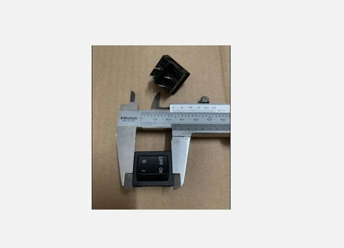 2pcs  Rocker Switch V6XF CH  8650VB 4pins NO-OFF 10A 250VAC