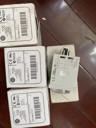 1PC  700HRM12TA17 SerC Timing Relay  700-HRM12TA17