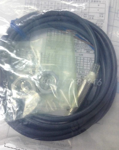 E2E-X5ME2-Z  Omron E2E-X5ME2-Z Proximity Sensor E2EX5ME2Z