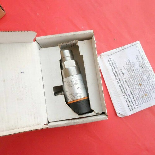 For IFM PN3060  pressure switch sensor Free Shipping