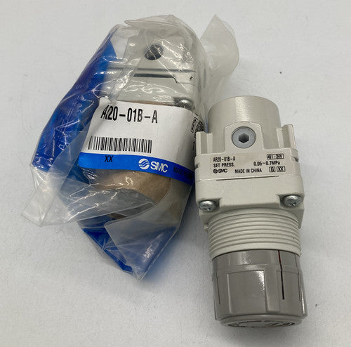 1 PCS SMC AR20-01B-A Pressure Regulator
