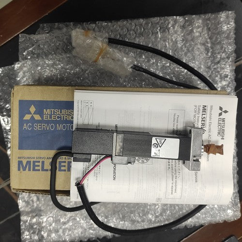 1PCS  Mitsubishi IN BOX Servo Motor HC-BH0236-S11 N510029993AA FAST SHIP