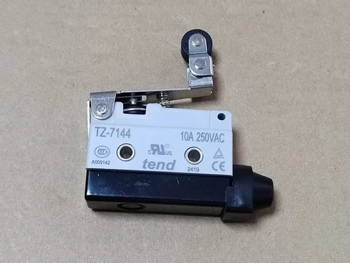 1PCS   LIMIT SWITCH - TZ-7144 TZ7144