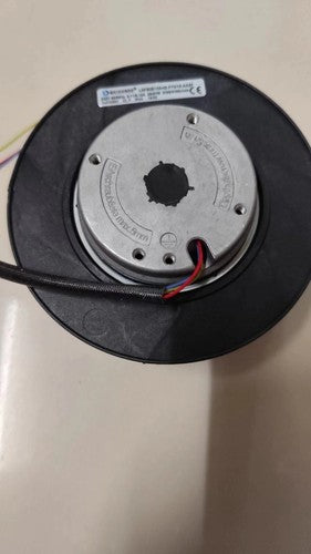 1 PCS WEIGUANG Fan LXFB2E133/42-P72/15-AA27 230V centrifugal fan Cooling fan