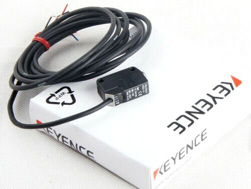 KEYENCE PZ2-41 Photoelectric Switch Sensor