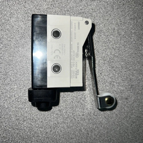1PC  Omron D4MC-2000 Limit Switch D4MC2000 #P