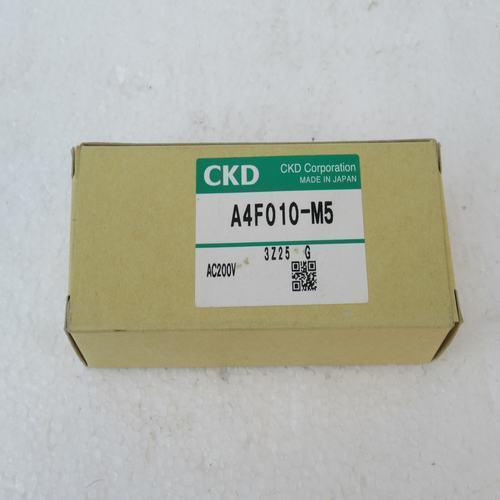 1 pcs  CKD Solenoid valve A4F010-M5 AC200V
