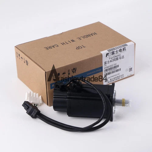 One Fuji GYS401DC2-T2C Servo Motor GYS401DC2T2C