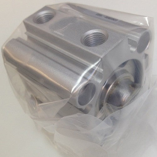 ONE  SMC CDQ2B32-15DZ thin cylinder Free shipping