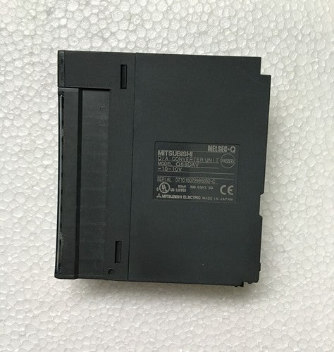 ONE  Mitsubishi MELSEC-Q Q68DAV D/A converter unit Tested Good