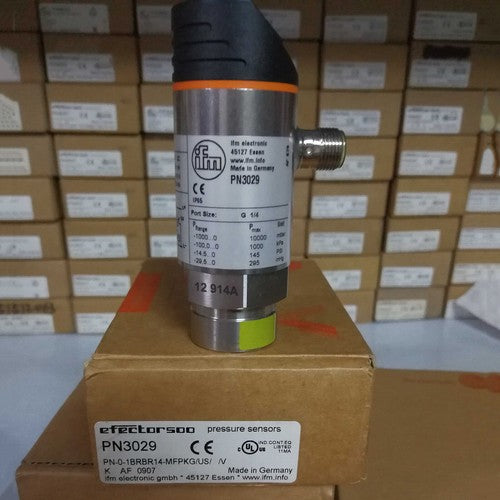 For IFM PN3029  pressure sensor Free Shipping