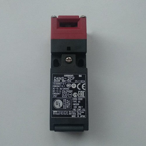 1PC D4NS-2CF D4NS2CF DOOR SWITCH IN BOX -OMRON  FREE SHIPPING