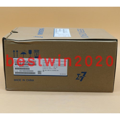 1PCs   Yaskawa SGD7S-5R5A00B202 Servo drive Fast Delivery