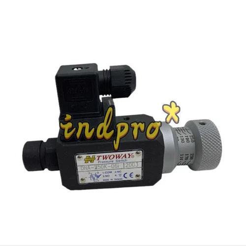 1PCS Hydraulic Pressure Switch  DNA-250K-06I