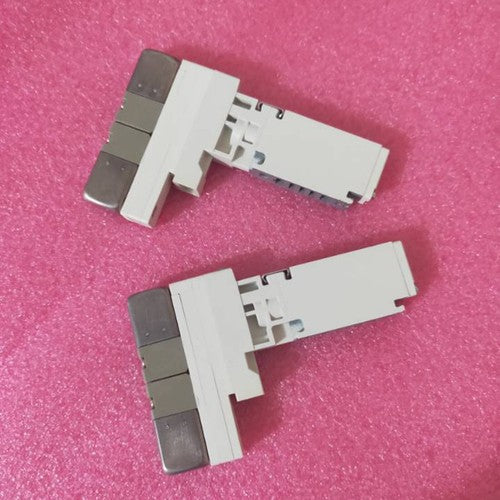 one  SMC VQC2100N-5B1 VQC2100N-5B1 solenoid valve Free shipping