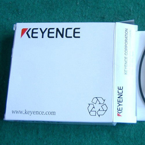 one  keyence FS-V21X in box optical fiber amplifier one Year Warranty