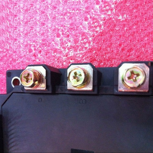 One  module For FUJI 6MBP400RTM060 Free Shipping