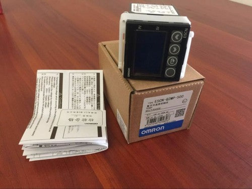 OMRON  E5CN-Q2MP-500 Temperature Controller FREE SHIPPING