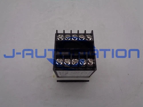 1PCS TEMPERATURE CONTROLLER E5CS-R1KJX E5CSR1KJX / TEMPERATURE CONTROL