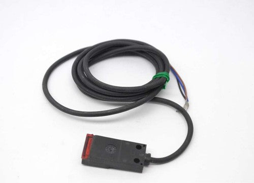 1pcs SUNX GXL-15F-P Inductive Proximity Sensor