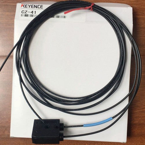 1pcs  keyence CZ-41 Digital fiber optic sensor one Year Warranty
