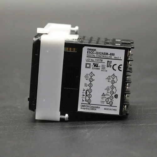 Omron E5CC-QX2ASM-880 E5CCQX2ASM880 Temperature Controller Free Shipping