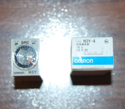 1PC   Timer Relay 12VDC 24VDC 110VAC 220VAC H3Y-4 H3Y4
