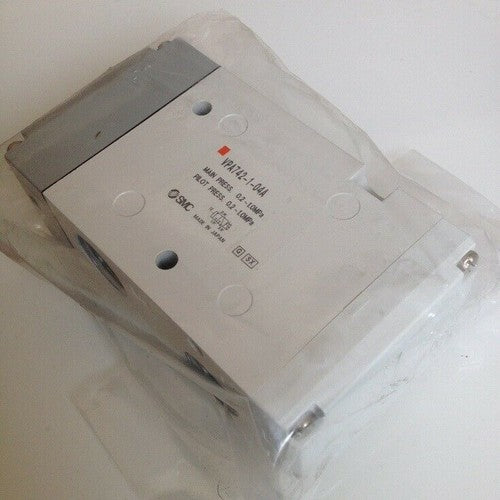 ONE  FOR SMC VPA742-1-04A Air control valve Free shipping
