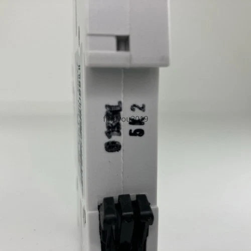 1pc  MCB Circuit Breaker Din Rail Marine 2A 230V   S201-K2