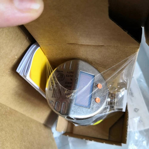 1PC  IFM PI2896 Pressure Sensor PI2896 In Box ping