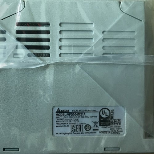 DELTA in box VFD004M21A Inverter VFD004M21A One year warranty