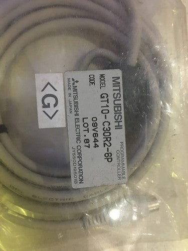 ONE  Mitsubishi IN BOX Communication line GT10-C30R2-6P free shipping