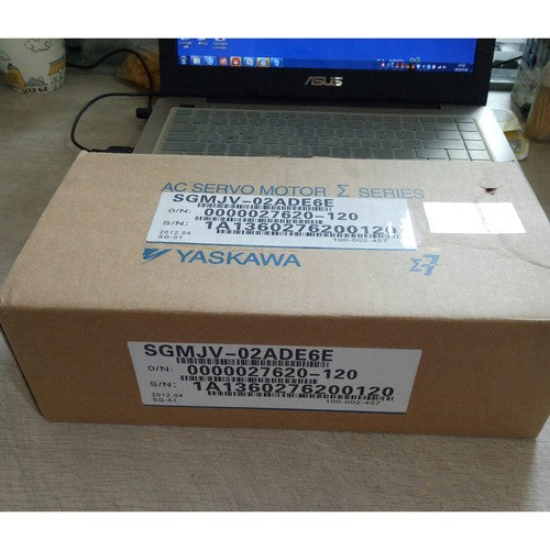 1ps  yaskawa SGMJV-02ADE6E servo motor in box Fast Delivery