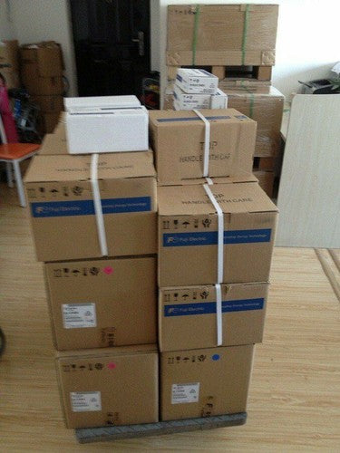 One  Inverter For FUJI FRN0059F2S-4C 30KW/59A 22KW/45A Free Shipping