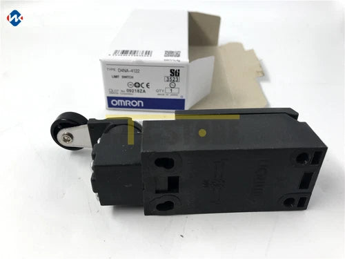 1pcs   Ones D4NA-4122 D4NA4122 Omron   Limit Switch #P
