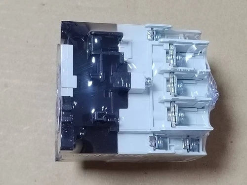 1piece    Magnetic Contactor   SN25 /db S-N25 AC220V