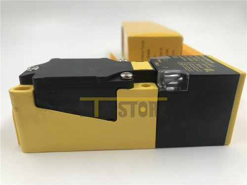 1PCS  For TURCK NI40U-CP40-FDZ30X2 Sensor&Proximity Switch