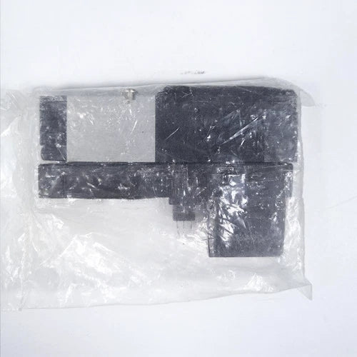 1PC  Battery Valve MYH-5/2-2.3-LED-SA   MYH-5/2-2,3-LED-SA