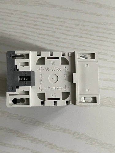 1PC  Contactor   A16-40-00 110V