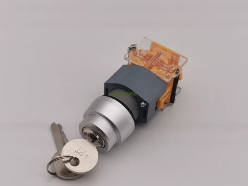 1 PCS   2-position key selection switch 1 NO  APT LA39-B2-10Y/a