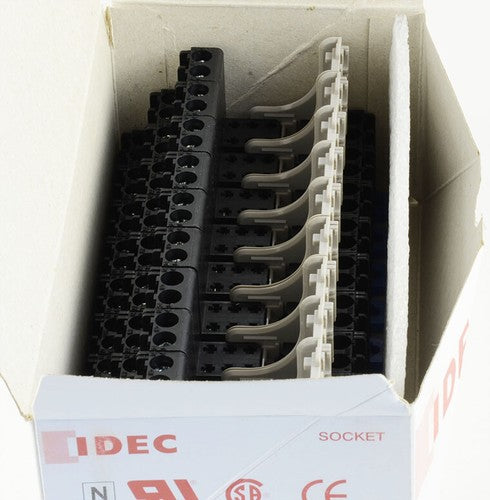 IDEC relay base SJ2S-07L RJ2S series 250V 8A with finger protection