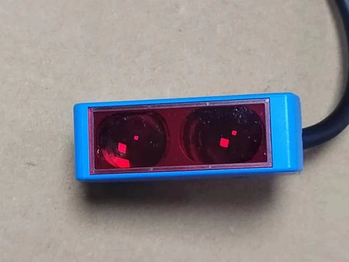 1PC   Photoelectric switch   WTB250-2R1541