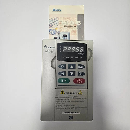 1PCS  DELTA 220V 400HZ VFD007B21A Inverter Free delivery